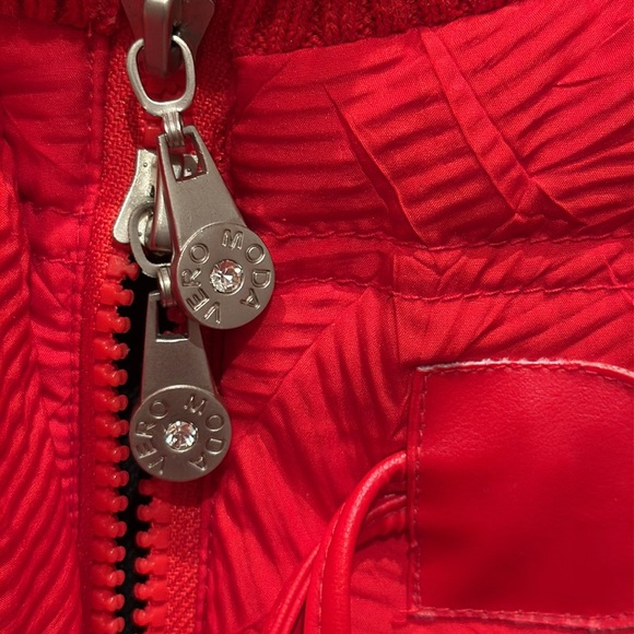 Vero Moda goose down puffer, red color. - Picture 5 of 5